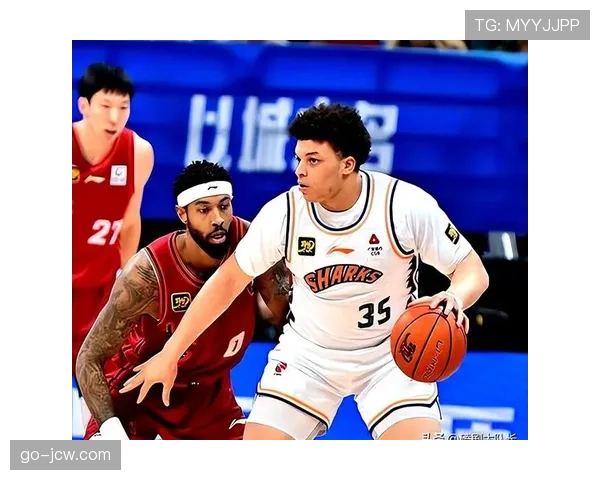 上海内线双外援同时伤停 洛夫顿手部怀特塞德脚部均需恢复时间